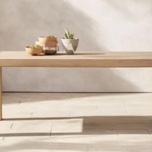 Matiro Dining Table